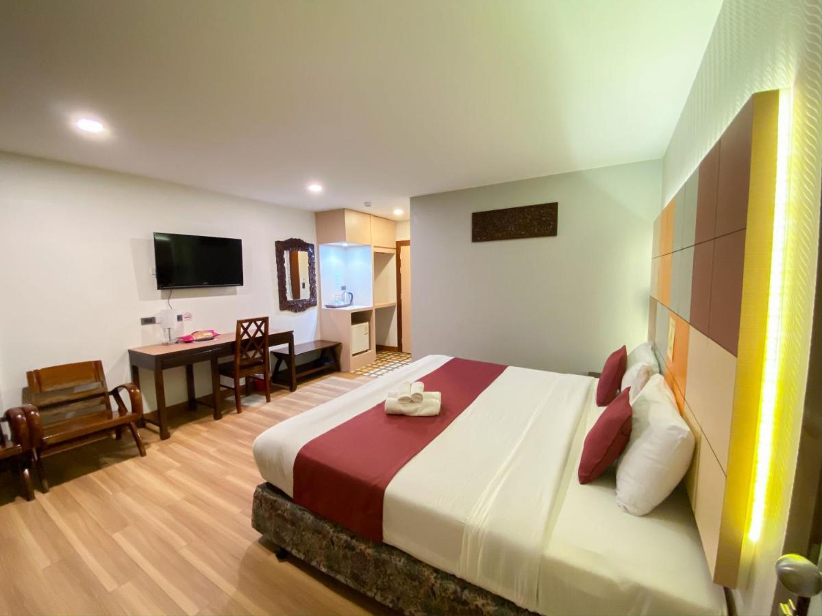 East Inn 15 Rayong - Sha Certified Экстерьер фото